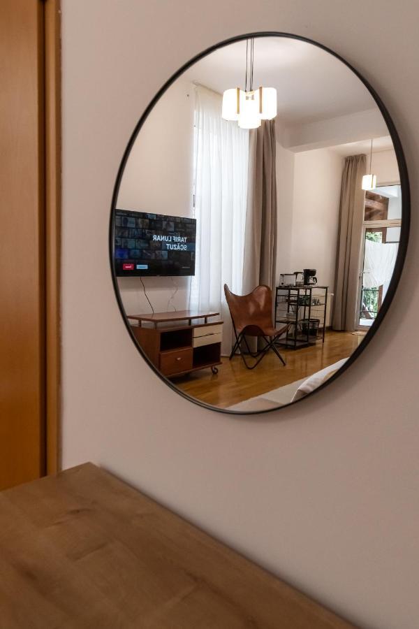 Residence 48 Beautiful Building Within Moments From The Old Town Of Brasov Exterior photo