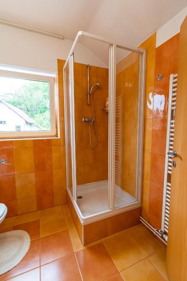 Residence 48 Beautiful Building Within Moments From The Old Town Of Brasov Exterior photo