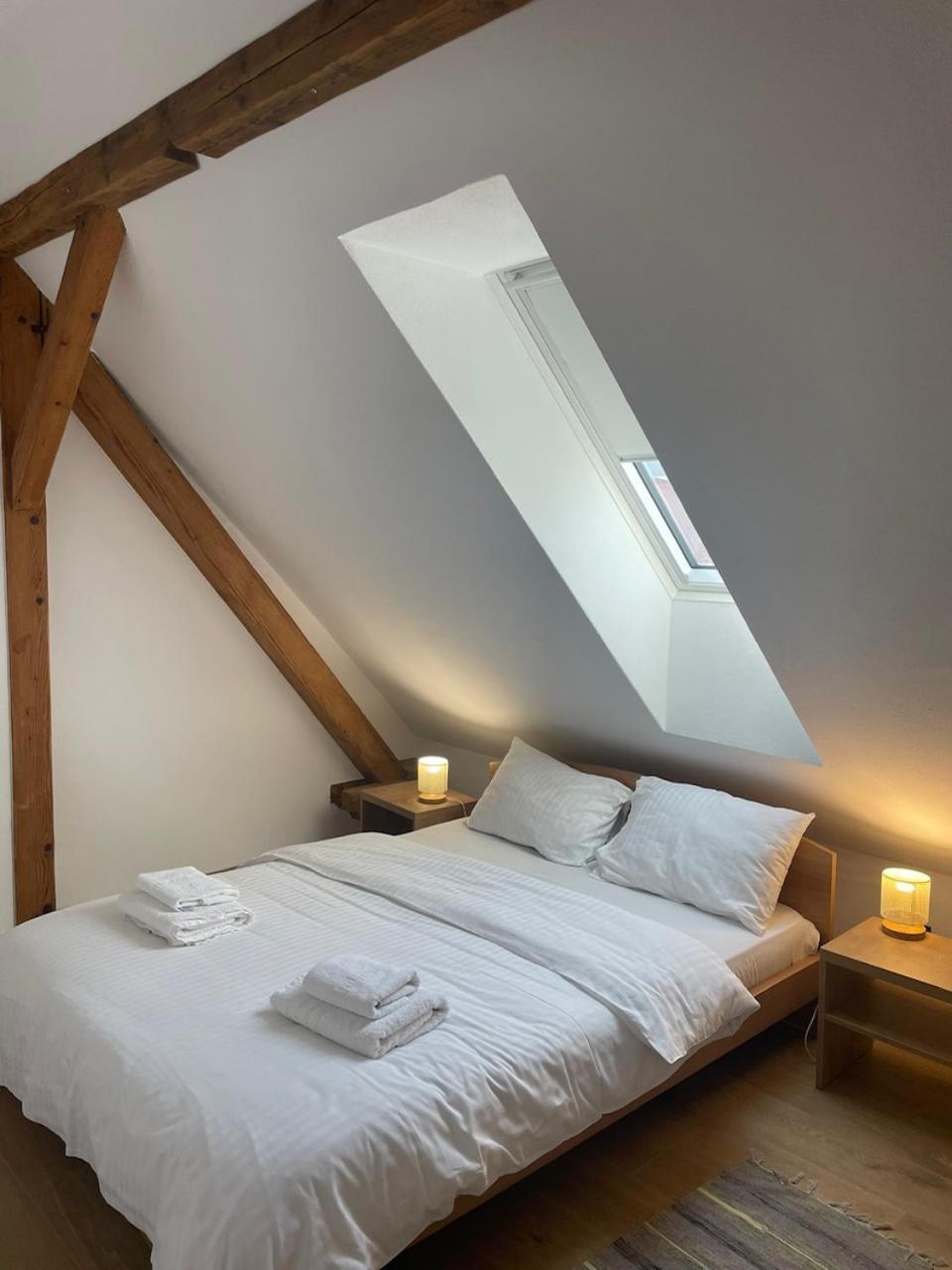 Residence 48 Beautiful Building Within Moments From The Old Town Of Brasov Exterior photo