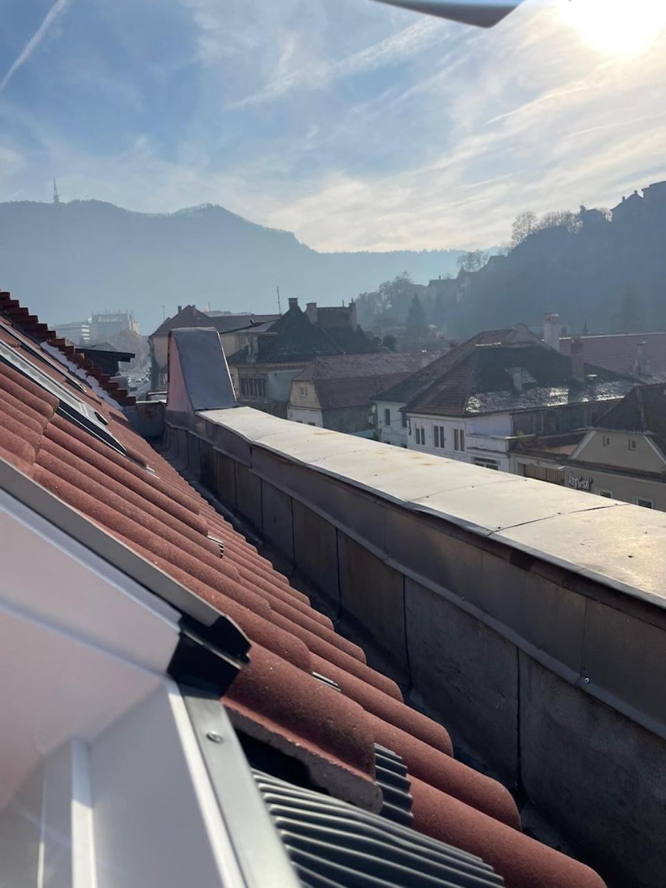 Residence 48 Beautiful Building Within Moments From The Old Town Of Brasov Exterior photo