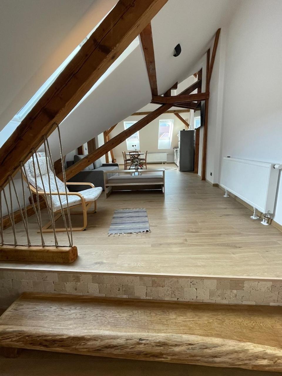 Residence 48 Beautiful Building Within Moments From The Old Town Of Brasov Exterior photo